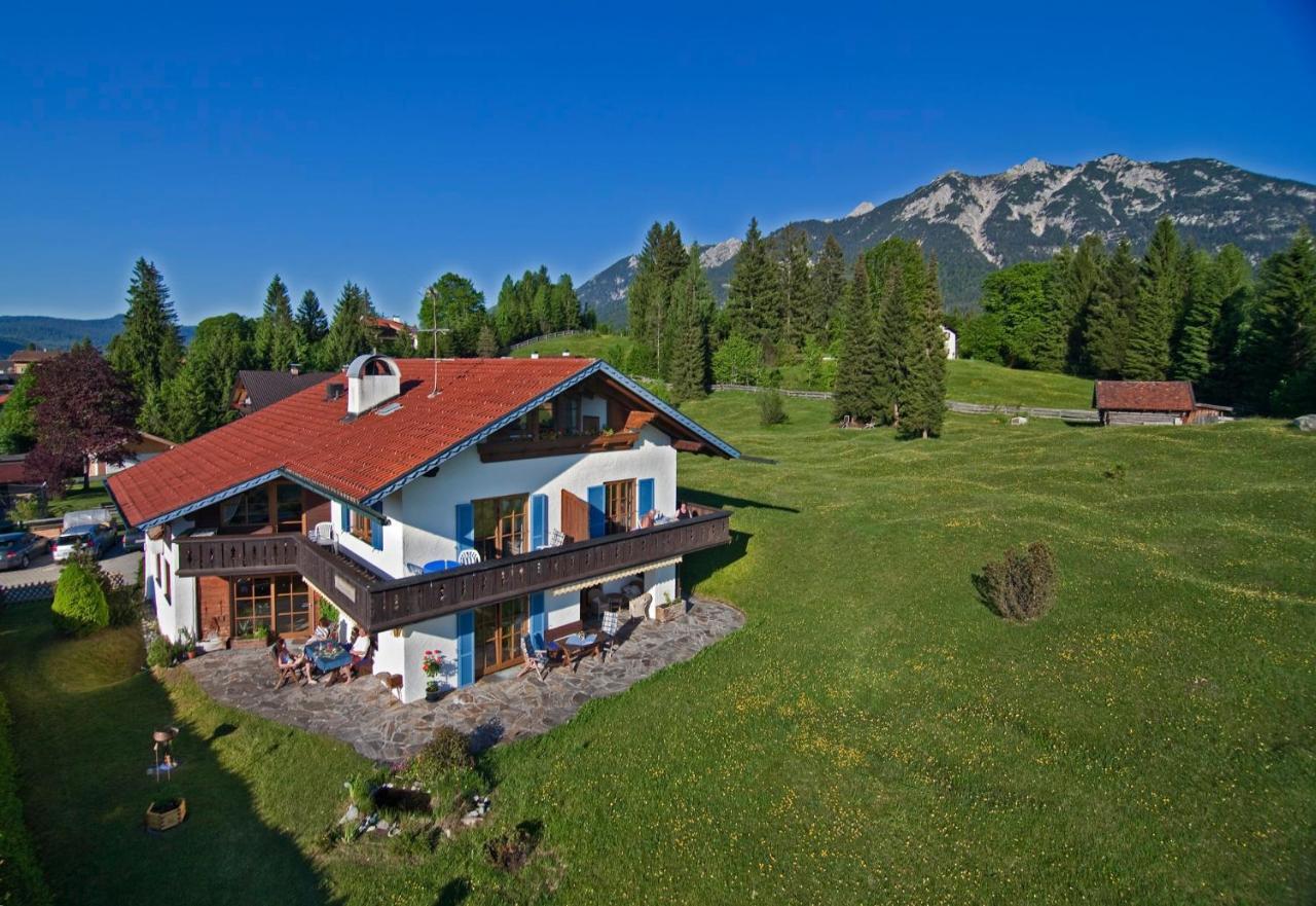 Ferienwohnungen Arnika Krun Exterior photo